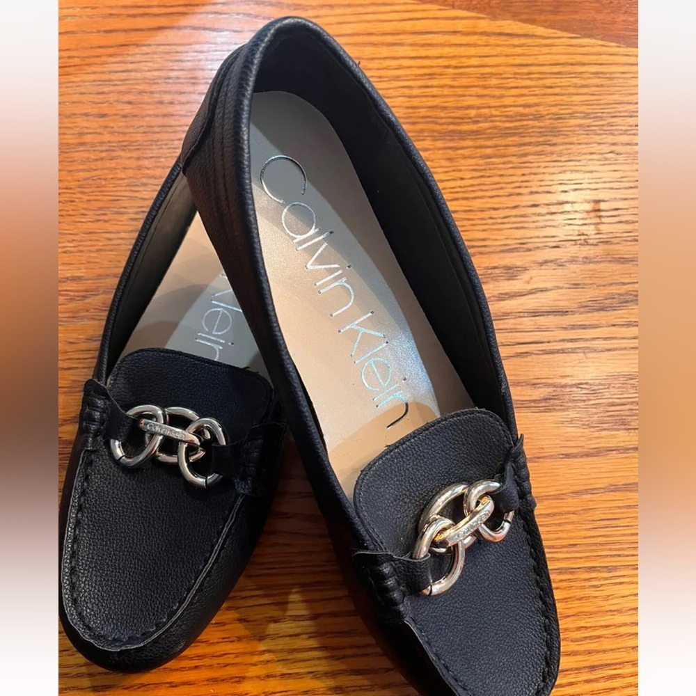 Calvin Klein Women’s Black Pebbled Leather Driving Loafers Size 10 NWOT